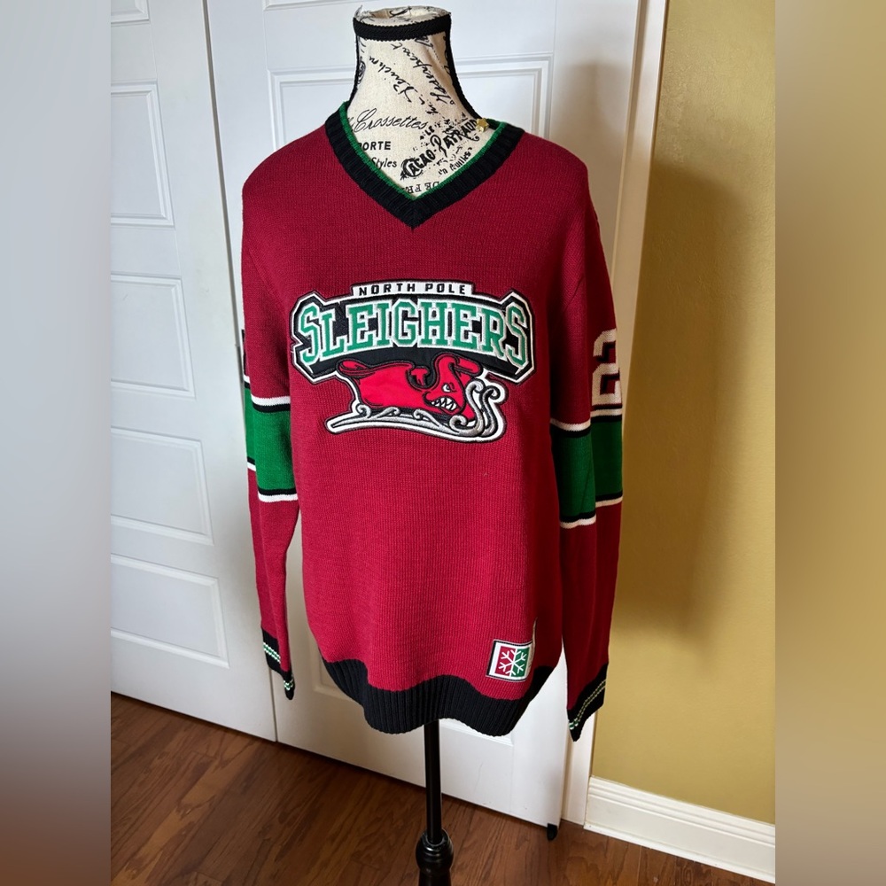 Ugly Christmas Sweater North Pole Sleighers Mens Sweater Size Medium